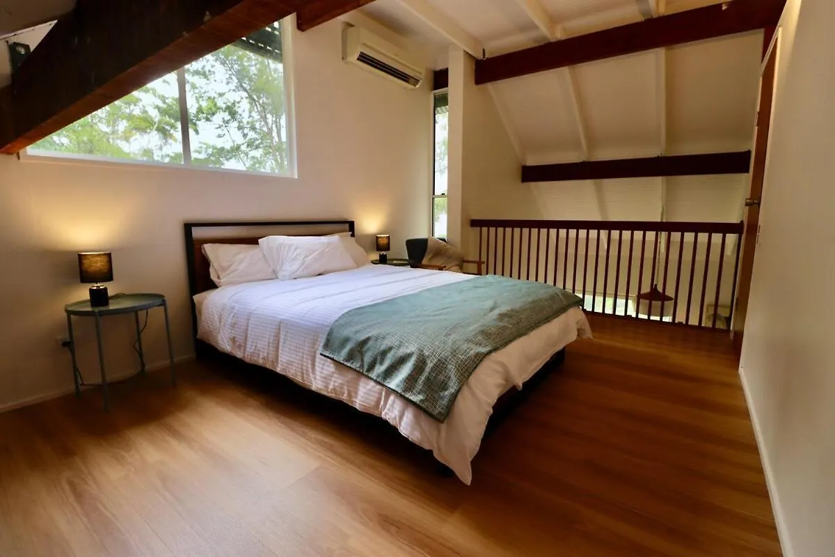 Maleny-Montville Cottages #1 - 2 Bed Ocean Views Balmoral Ridge 0*,  Australien