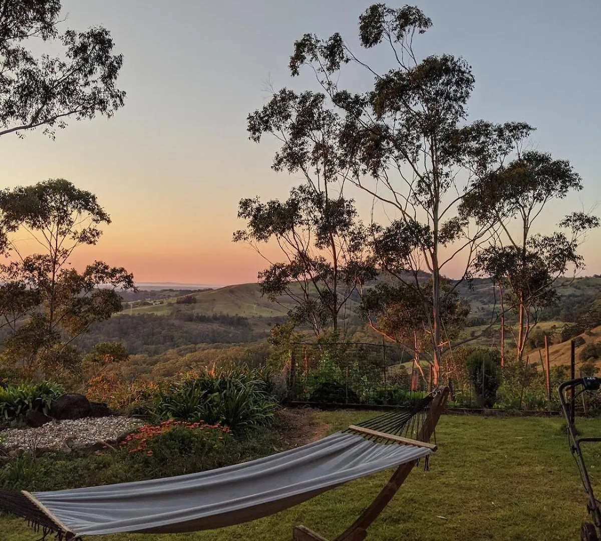 Maleny-Montville Cottages #1 - 2 Bed Ocean Views Balmoral Ridge